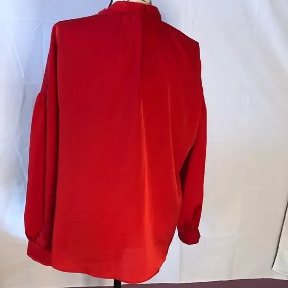 Laundry by Shelli Segal Classic Red Top - Picture 5 of 10